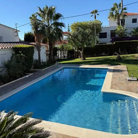 Vora A Mar Villa *